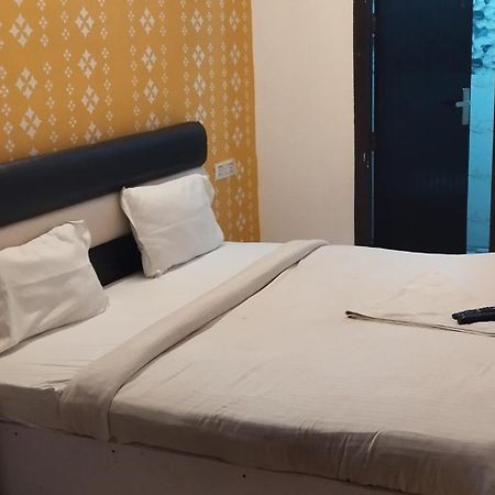 Elite Hotels New Delhi Extérieur photo